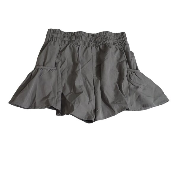 Cueply Gray Elastic Waist Ruffle Hem Shorts Women Size S With Side Pockets NEW - Picture 3 of 9